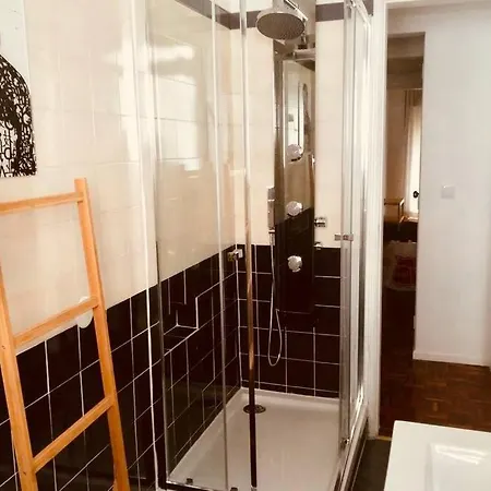 Charming Modern In * Lisbon