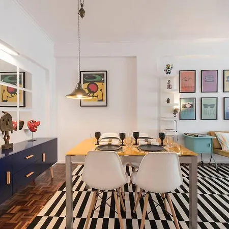 Charming Modern In Apartment Lisbon