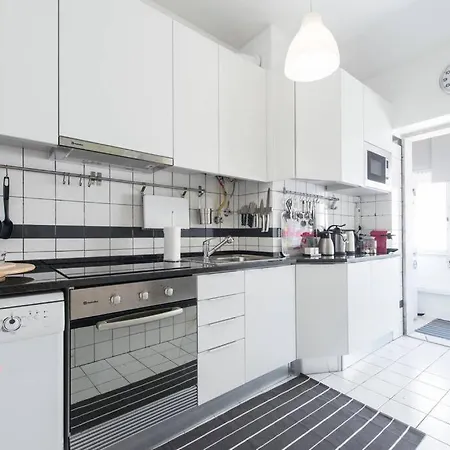 Apartment Charming Modern In *